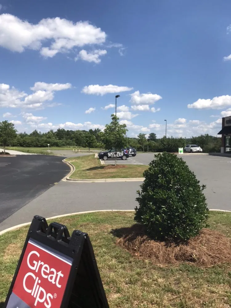 Expert lawn mowing service with custom design in Clemmons, NC by Premium Landscapes & Lawn Care