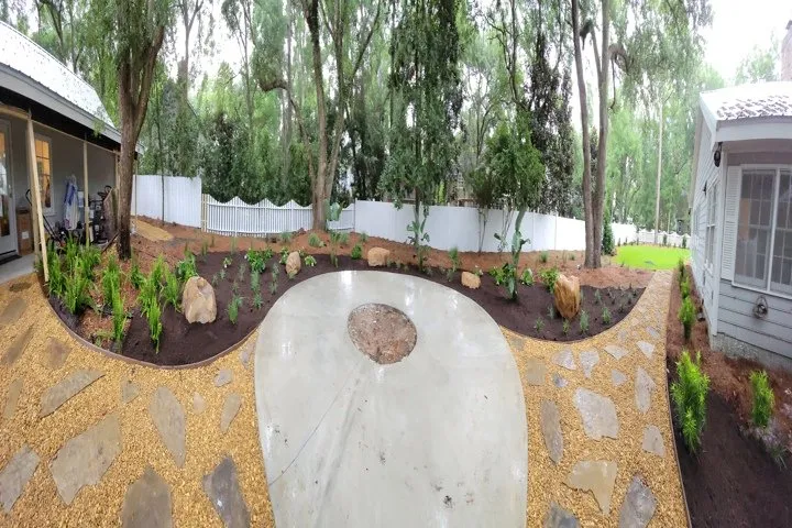 Custom landscaping services for homes in Brunswick, GA by Premium Landscaping