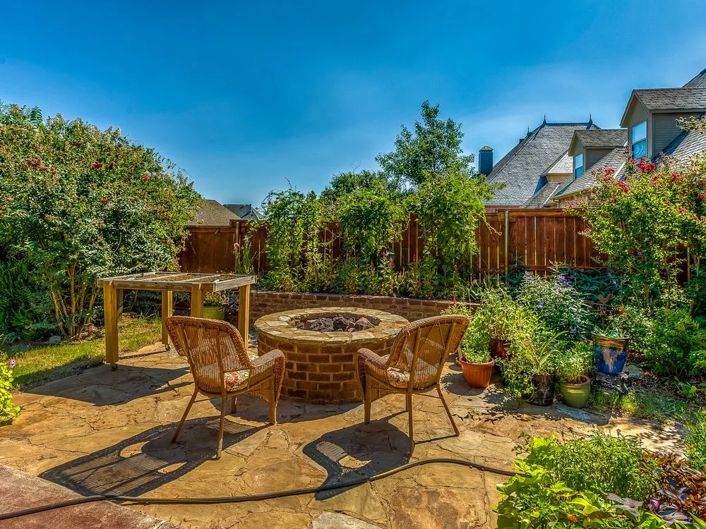 Affordable landscape installation for year-round maintenance in Oak Forest, IL by Premium Landscaping Company