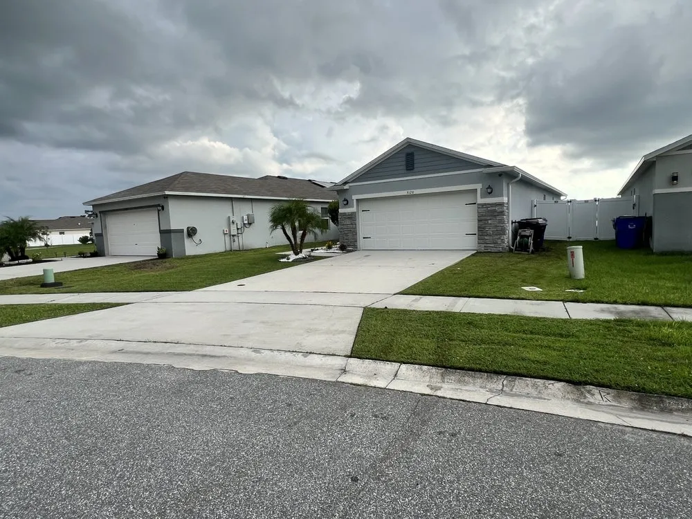 Top-rated lawn mowing service for residential properties in St. Cloud, FL by Premium Landscaping Services