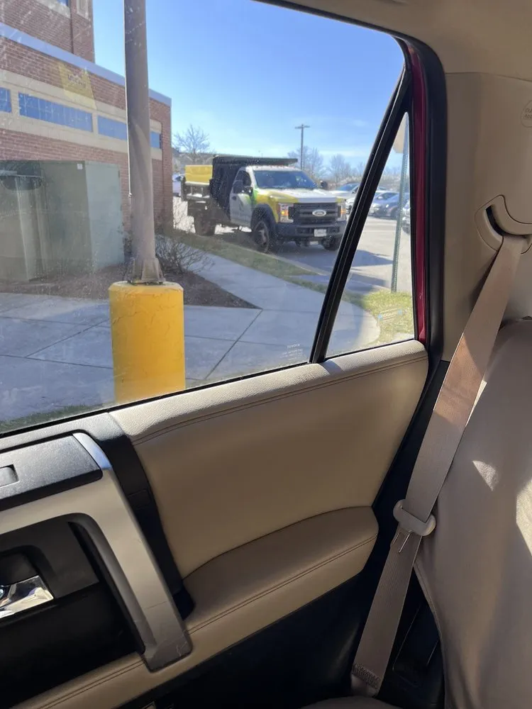 Top-rated lawn care service near you in Fairfax, VA by Premium Lawn and Landscape