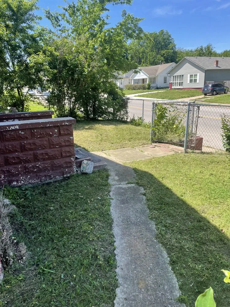 Professional garden landscaping in Tulsa, OK - Premium Lawn Care