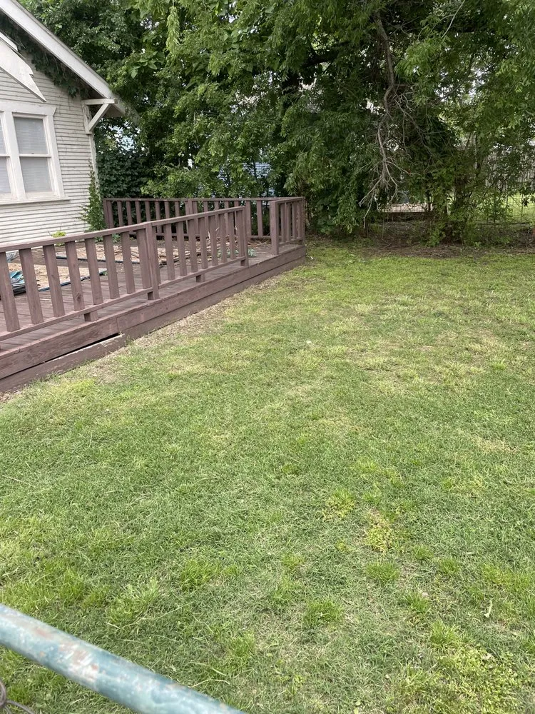 Trusted yard maintenance in Tulsa, OK by Premium Lawn Care