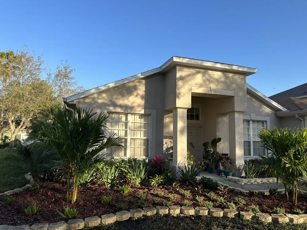 Local lawn mowing service experts serving Tampa, FL - Premium Outdoor Living