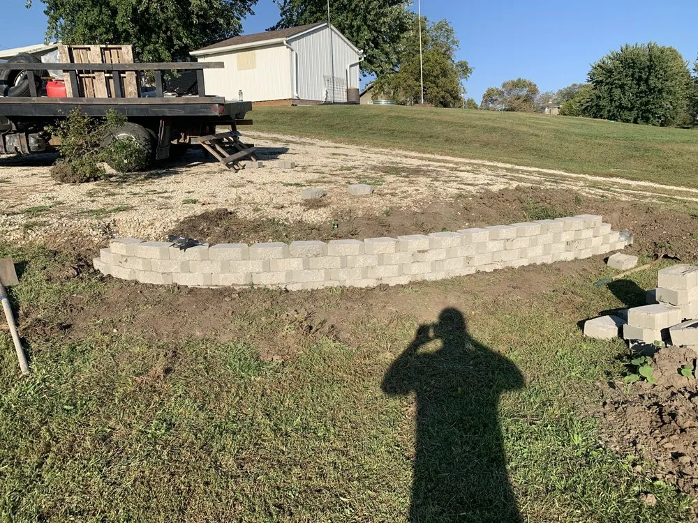 Professional yard cleanup service in Trenton, MO by Prescott Tree & Landscape