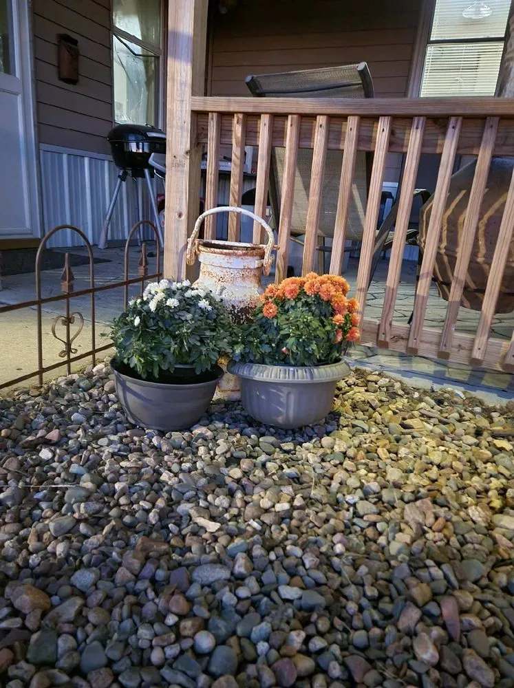 Affordable yard maintenance in Trenton, MO by Prescott Tree & Landscape