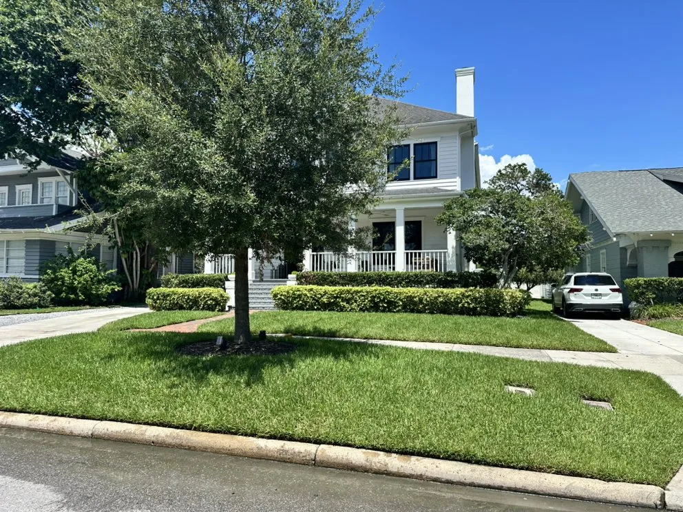 Top-rated residential landscaping in Tampa, FL - Prescotts Lawn & Property Maintenance