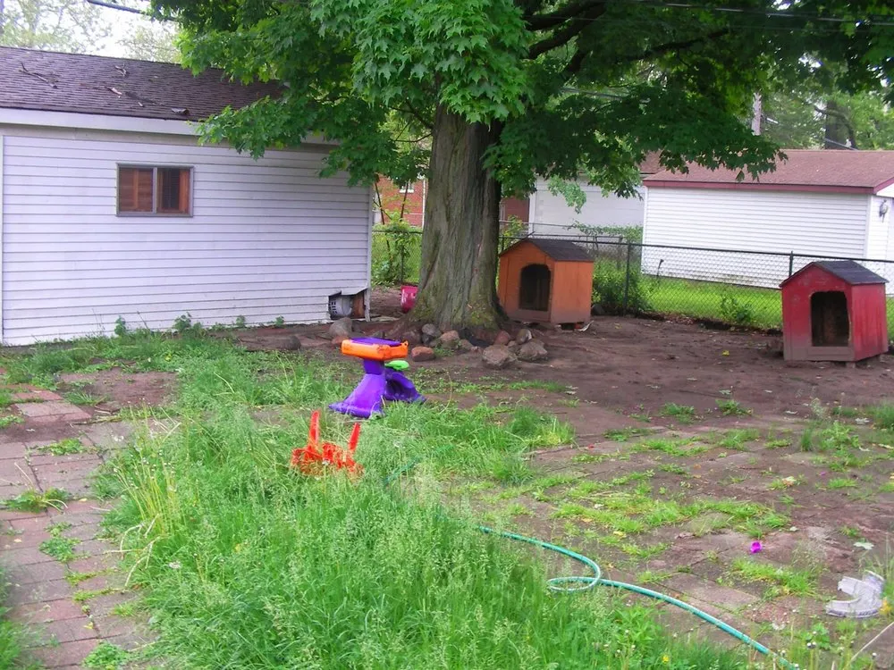 Custom residential landscaping experts serving Detroit, MI - Prescott's Lawn & Snow Service