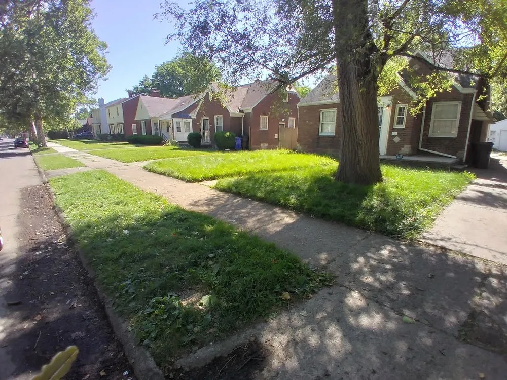 Custom residential landscaping in Detroit, MI by Prescott's Lawn & Snow Service