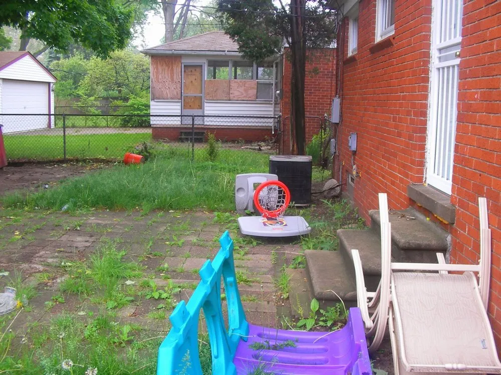 Local landscaping services in Detroit, MI by Prescott's Lawn & Snow Service