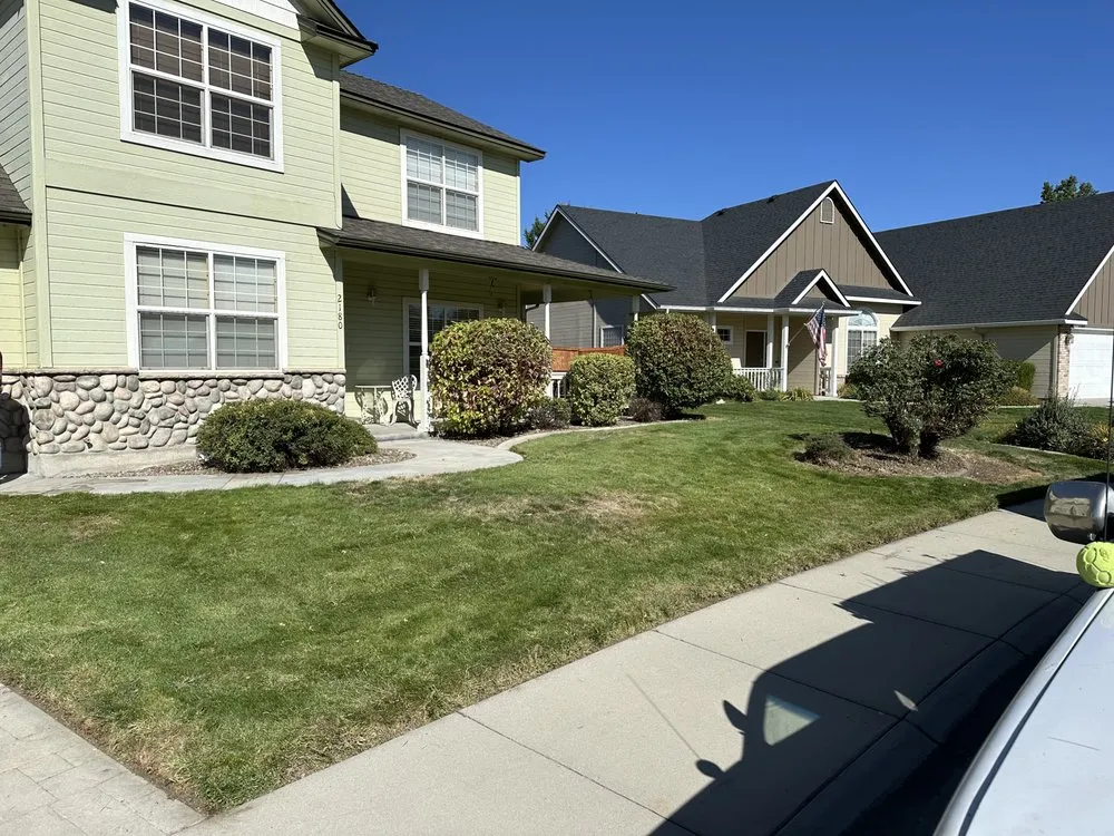 Reliable yard maintenance experts serving Caldwell, ID - Presidential Landscape