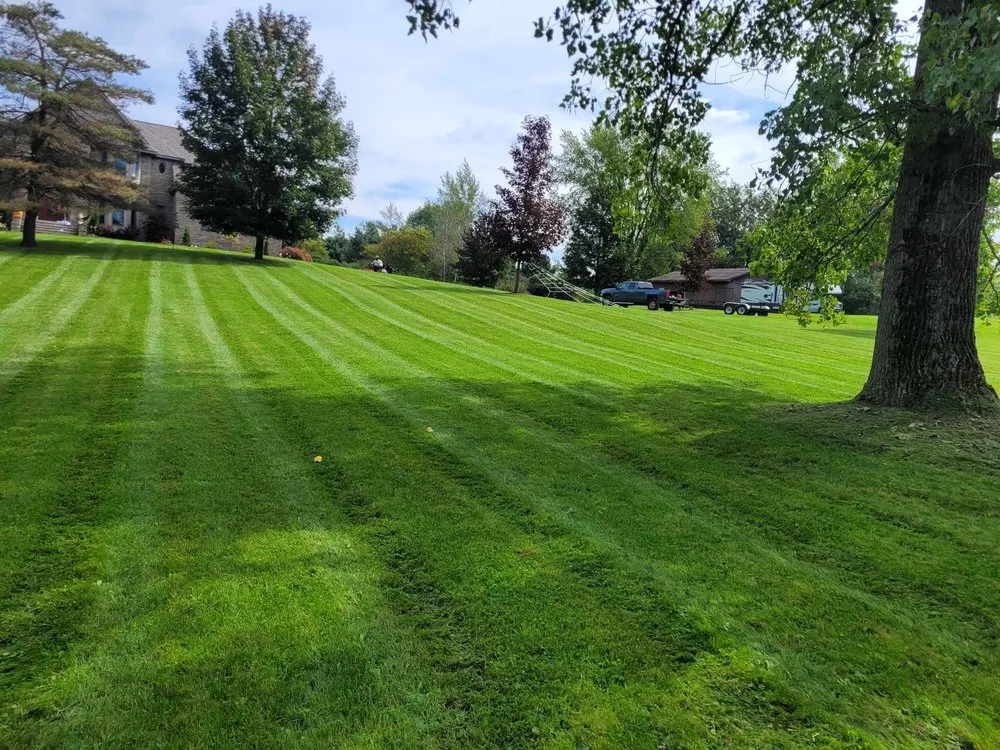 Custom garden landscaping experts serving Lakeport, MI - Presidential Lawn Care