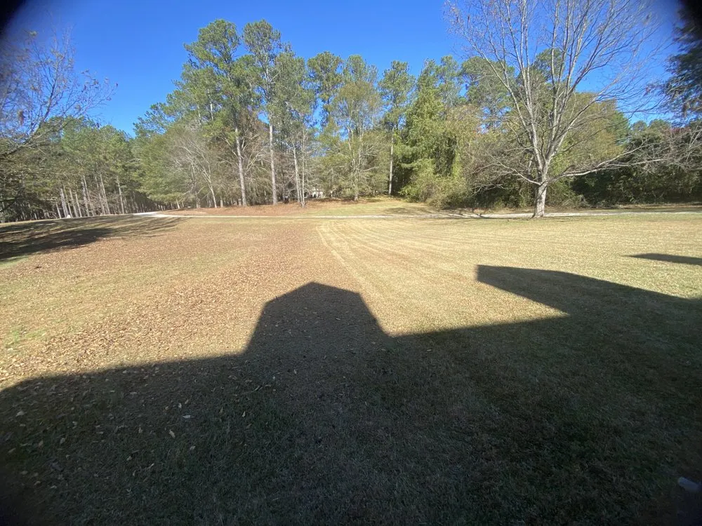 Affordable lawn mowing service experts serving Prosperity, SC - Presidential Lawn Care