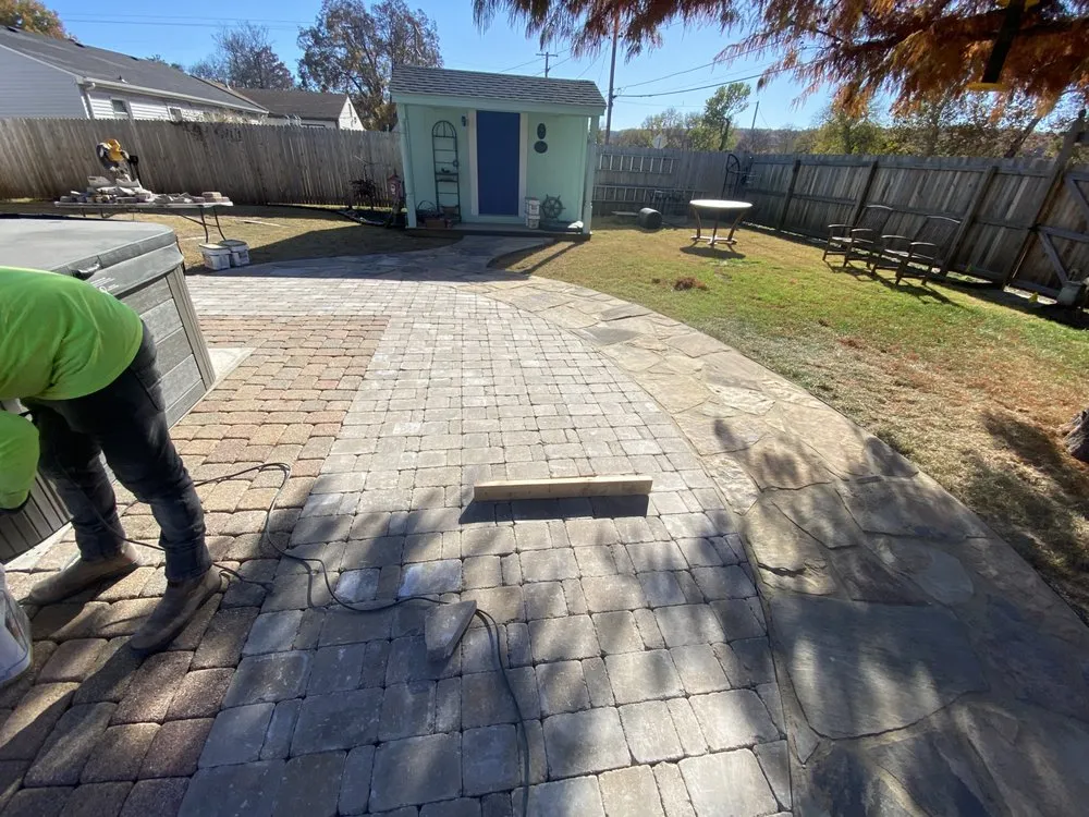 Custom landscape installation experts serving Jenks, OK - Presley’s landscape