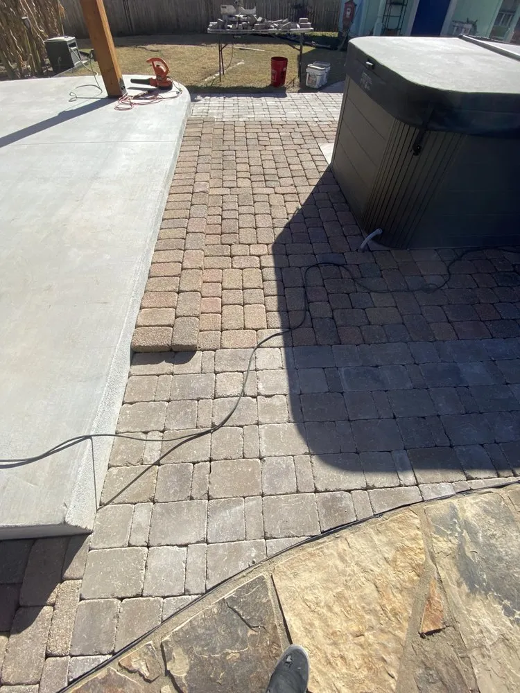 Custom outdoor landscaping in Jenks, OK by Presley’s landscape