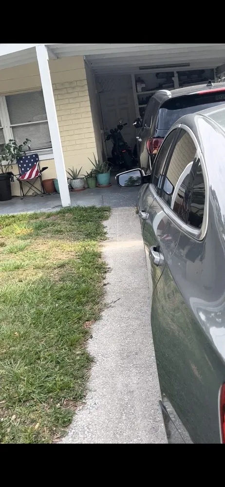 Expert lawn mowing service experts serving Cottondale, FL - Pressure Care Washing
