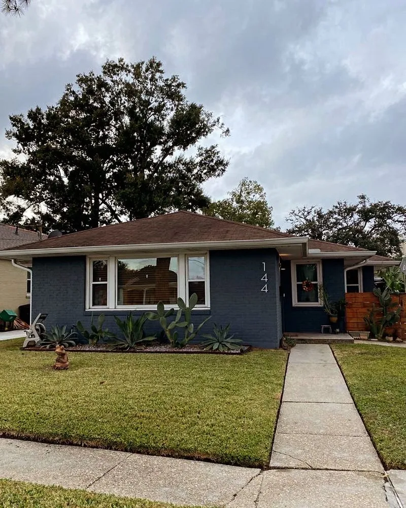 Affordable lawn care service in Harvey, LA by Pressure Washing Fast Solutions