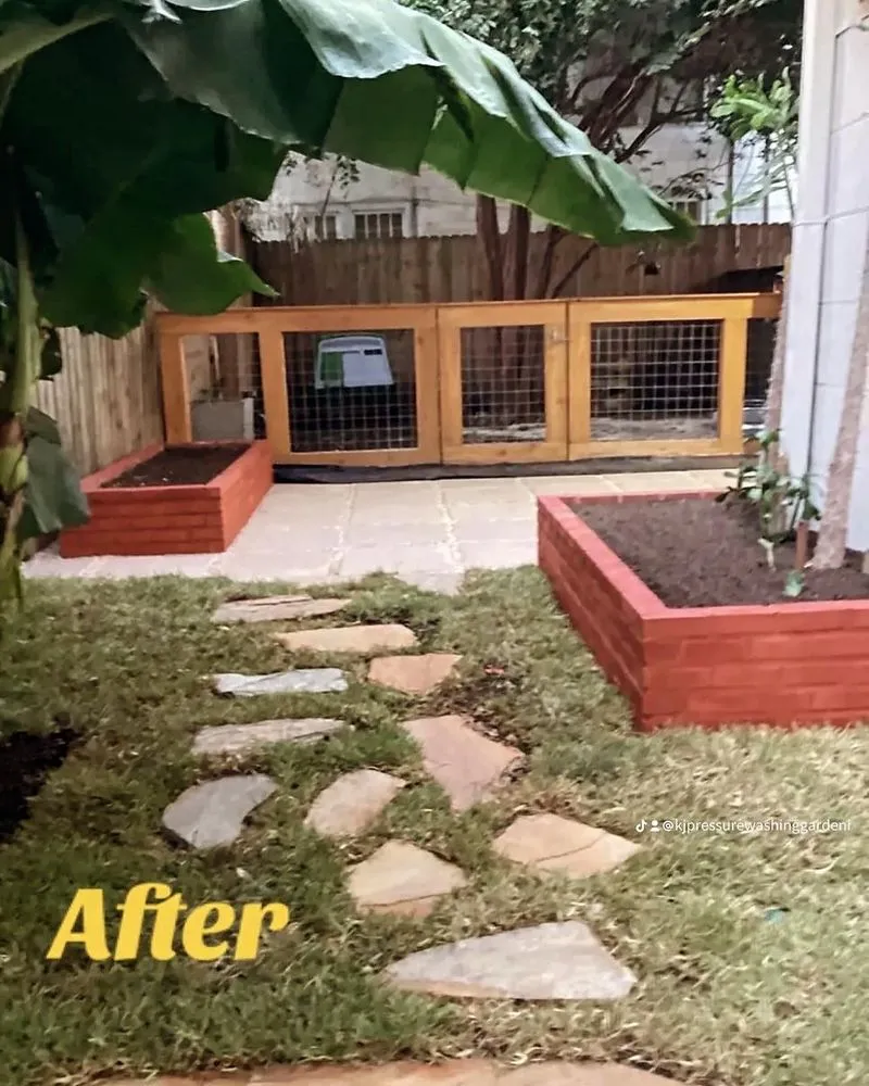 Professional lawn care service in Harvey, LA - Pressure Washing Fast Solutions