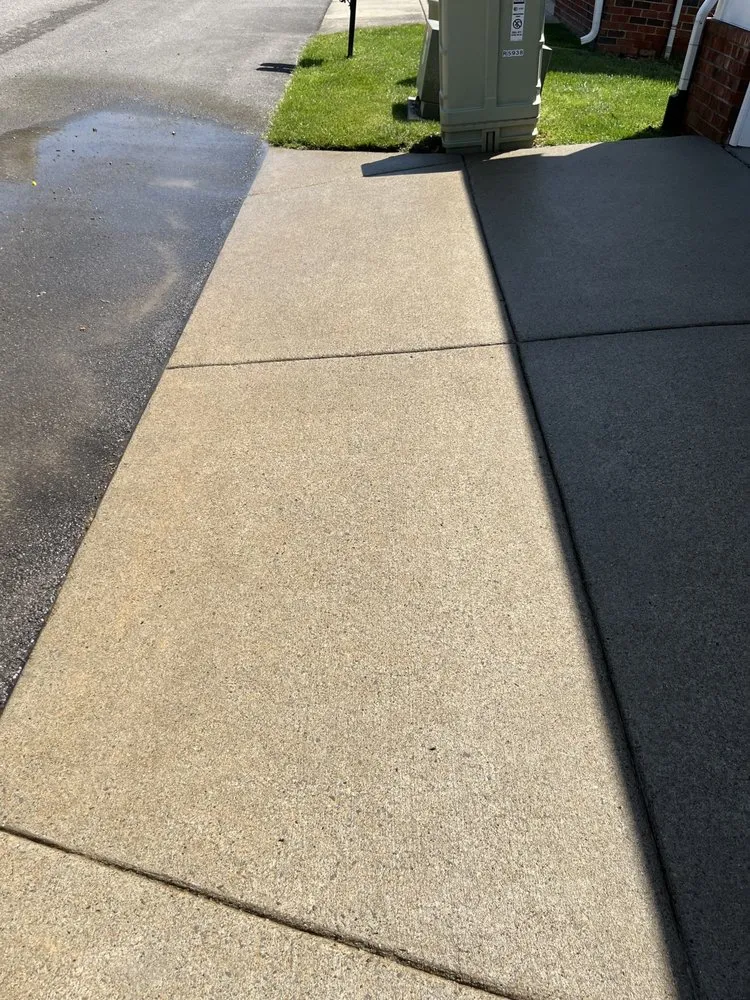 Professional lawn mowing service in Murfreesboro, TN by PressuredUpNMore