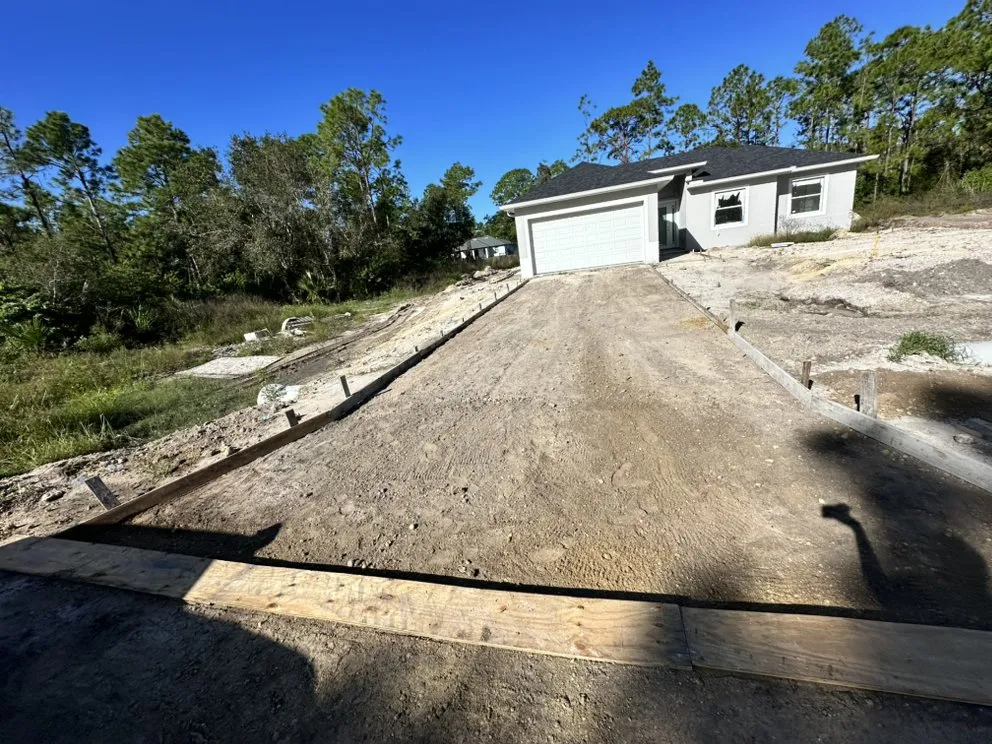 Top-rated yard cleanup service in Lehigh Acres, FL by Prestige Earth Works
