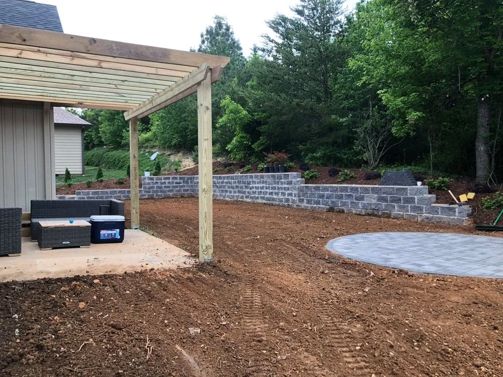 Custom lawn care service in Cleveland, TN - Prestige Hardscape And Construction