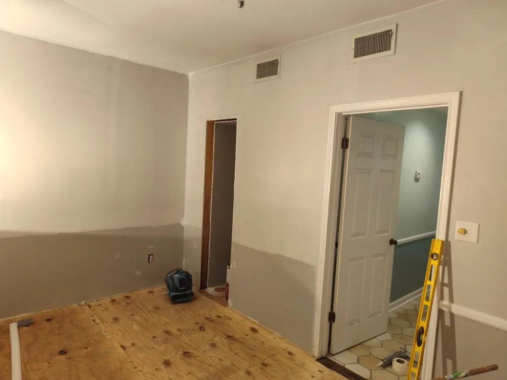 Local lawn mowing service experts serving Baton Rouge, LA - Prestige Home Enterprise