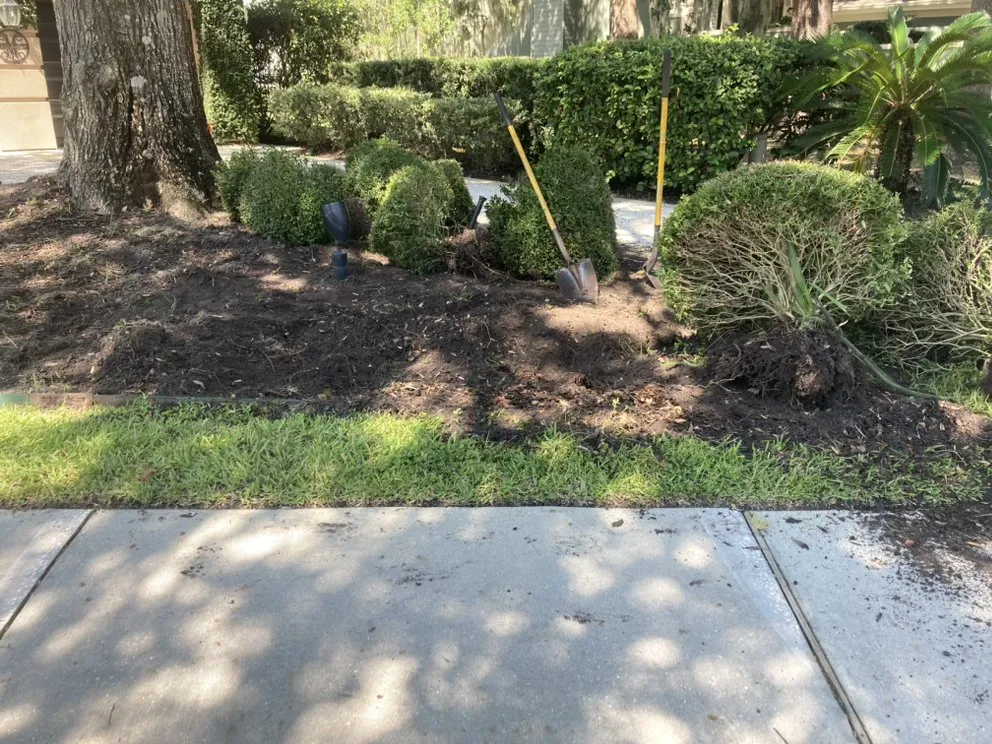 Custom yard cleanup service for residential properties in Hilton Head, SC by Prestige Landscaping Maintenance