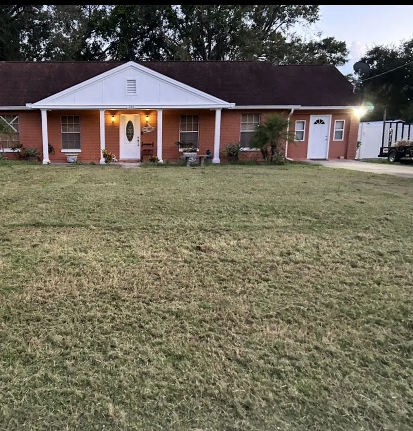 Top-rated garden landscaping in Town 'n' Country, FL - Prestige Landscaping