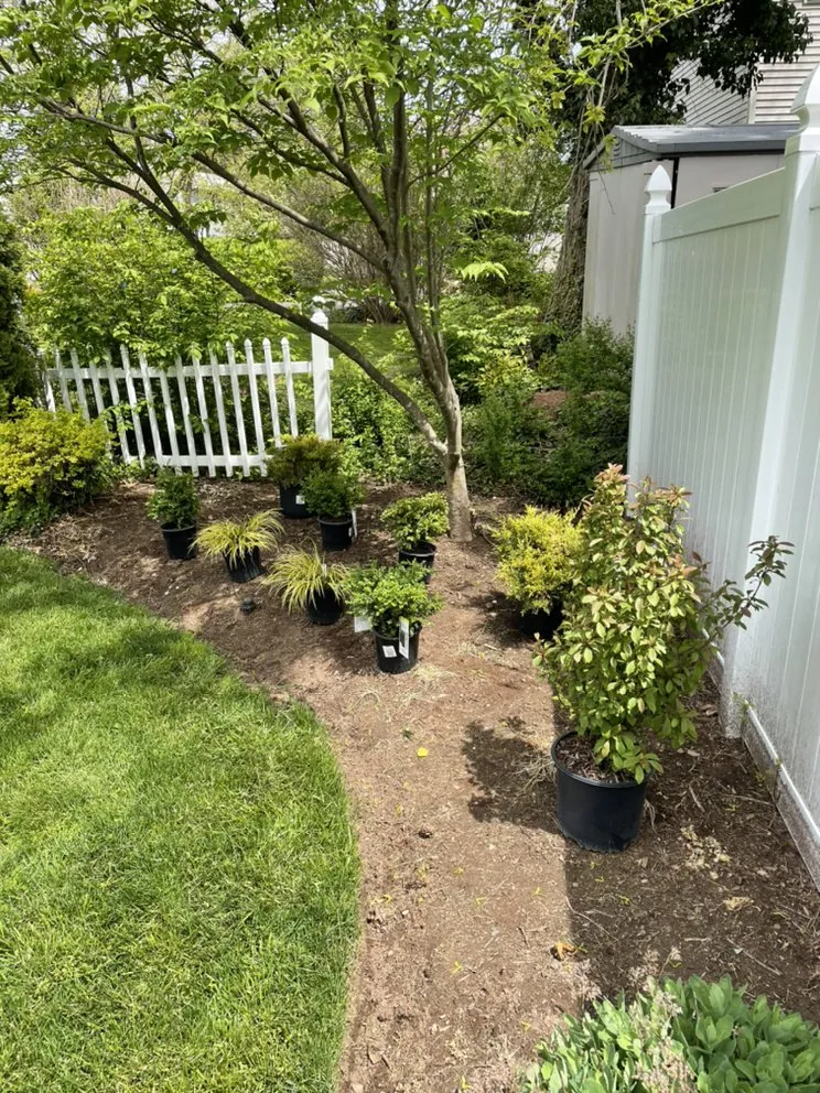 Professional garden landscaping in Hamden, CT - Prestige Lawn Care