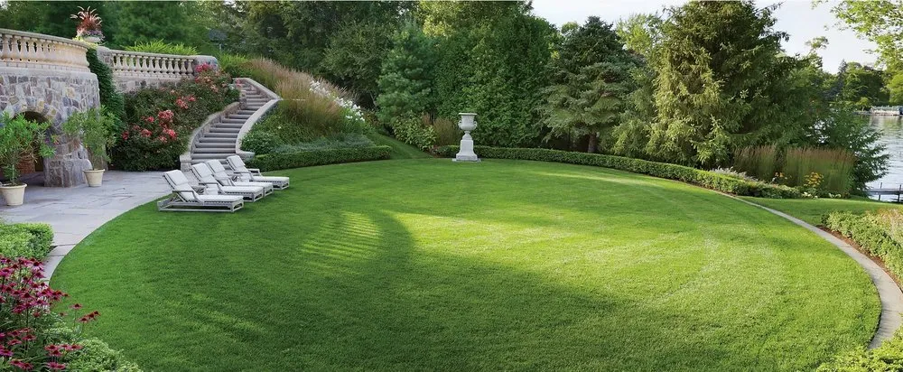 Trusted yard cleanup service for beautiful yards across Huntington Station, NY - Prestige Lawn Care