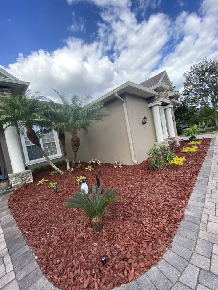 Custom lawn care service with custom design in Lakeland, FL by Prestige Lawns & Landscaping