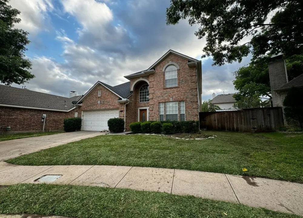 Reliable yard maintenance in Dallas, TX by Prestige Turf & Drainage