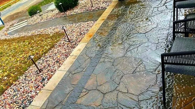 Custom yard maintenance in Omaha, NE by Prestigious Outdoor Living