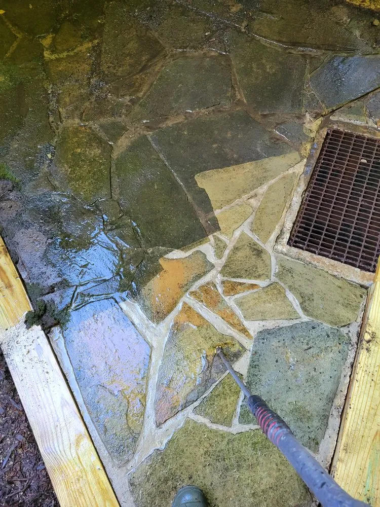 Local lawn mowing service in Oakland, MD by Prestine Landscaping