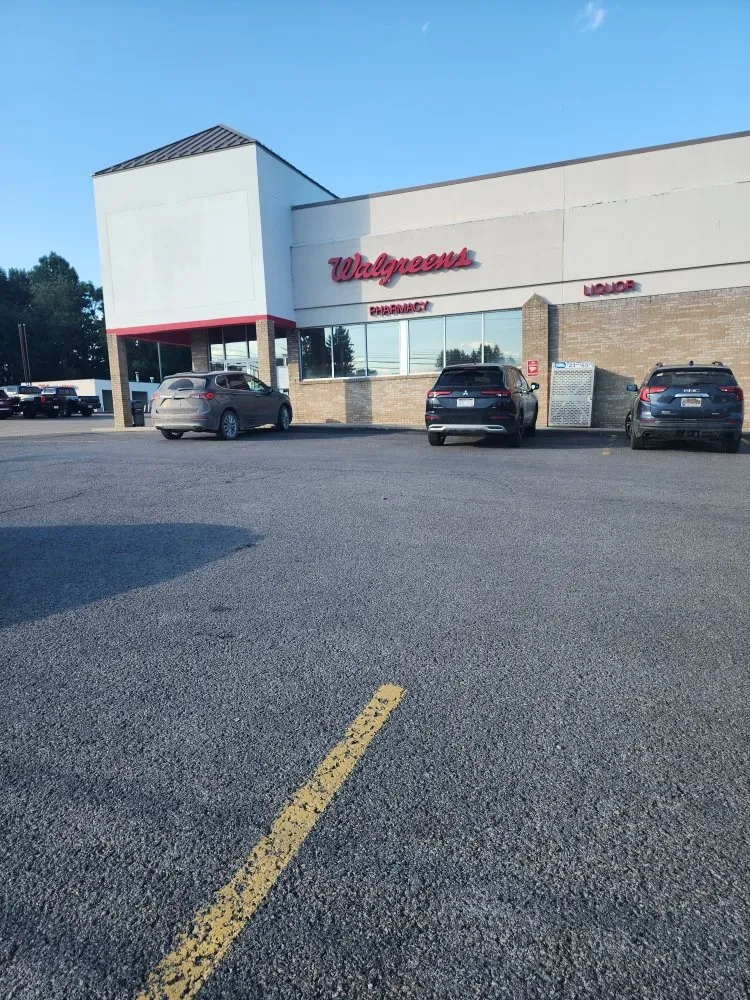 Trusted yard maintenance experts serving Kingwood, WV - Preston county Landscaping