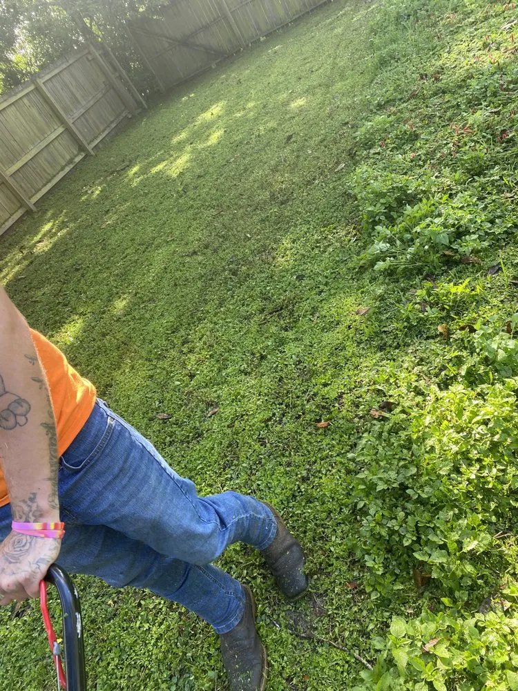 Local yard maintenance in Beverly Hills, FL by Preston’s Lawn Care