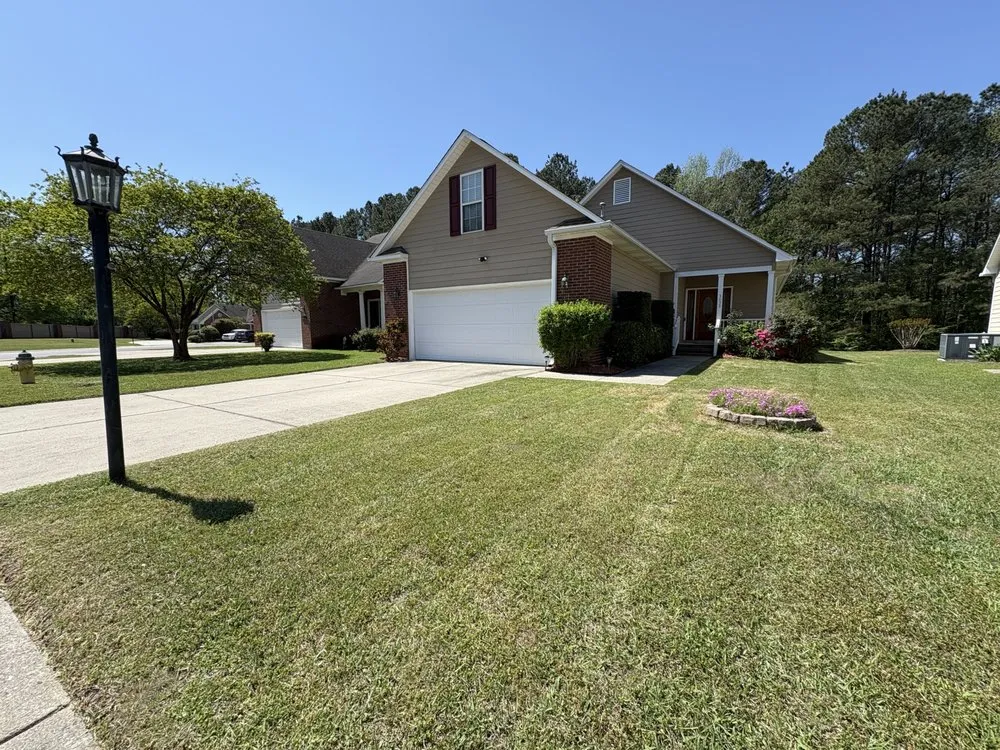 Trusted yard maintenance for homes in Fayetteville, NC by Pretty City Lawns