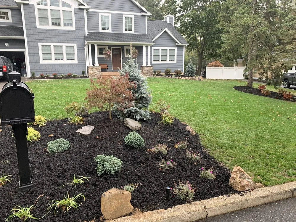 Reliable yard cleanup service in Dix Hills, NY - Prianti Farms, Inc.