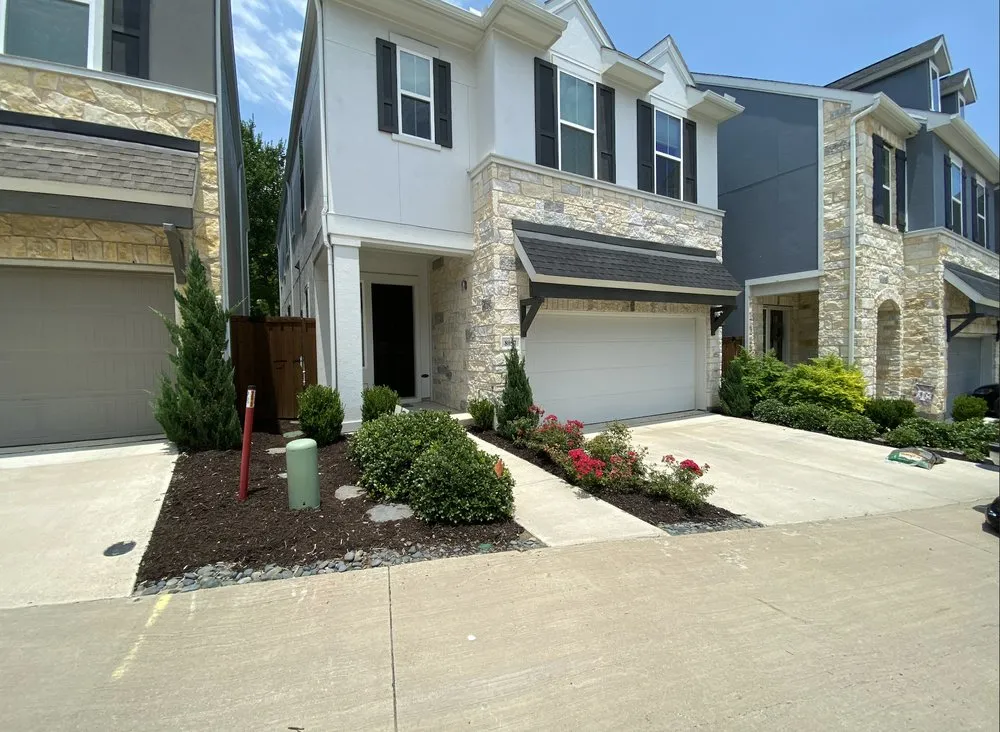 Expert lawn care service in Mesquite, TX by Priapos Landscape