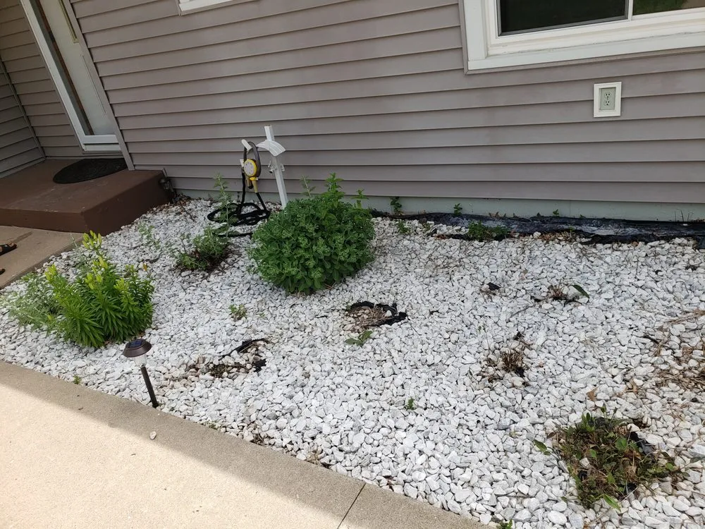 Expert lawn care service experts serving Sigourney, IA - Price & Sons Lawn and Patio Landscaping