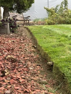 Price Lawn Care Logo