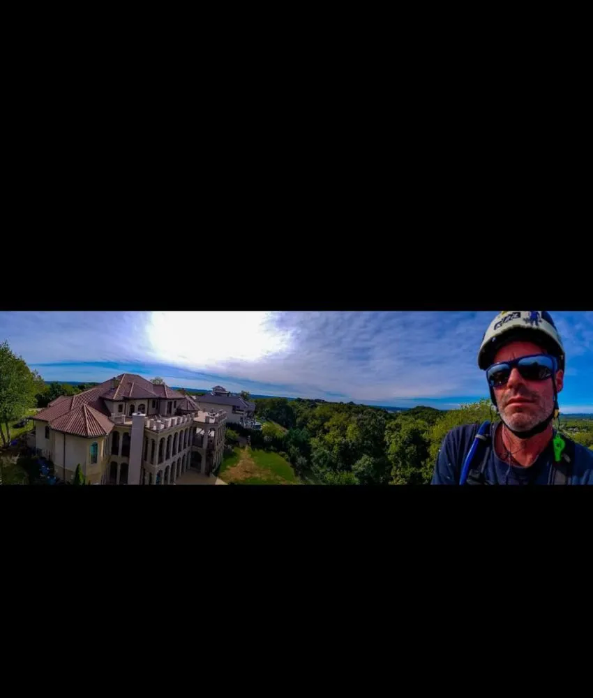 Reliable lawn care service for homes in Nashville, TN by Price Tree Care