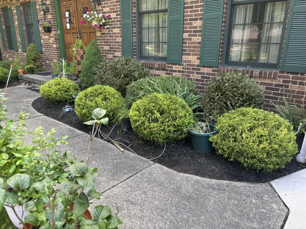 Trusted outdoor landscaping for beautiful yards across Highland Hills, OH - Pride And Perfection Services