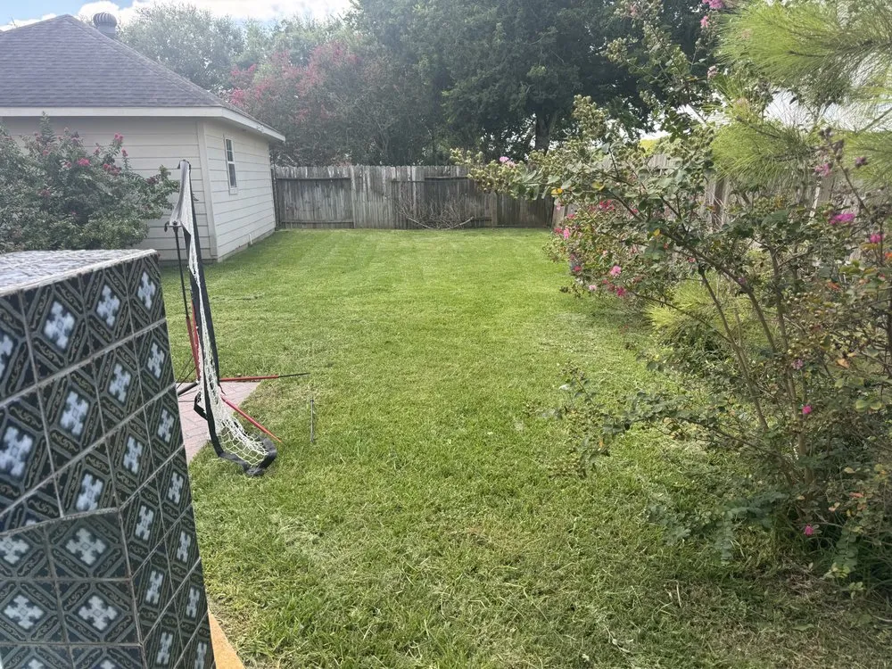 Custom lawn mowing service for homes across Missouri City, TX - Pride Cuts and Handyman