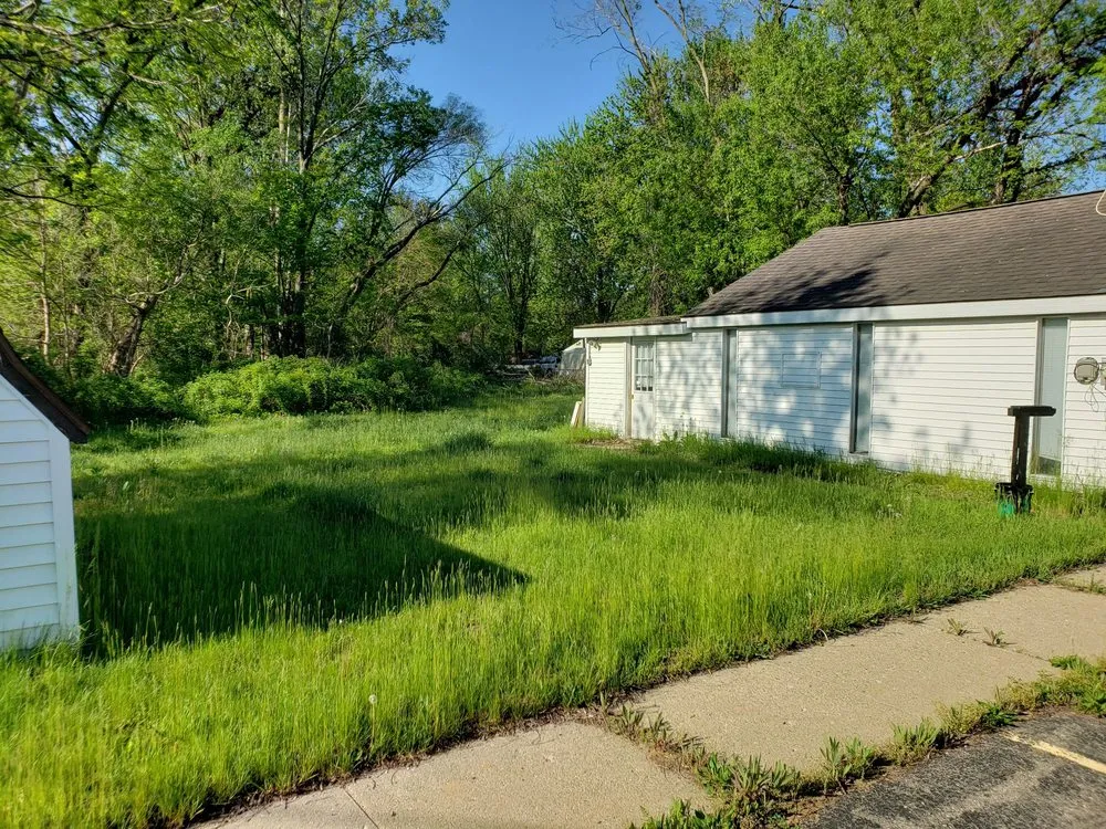 Top-rated garden landscaping for residential properties in Montrose, MI by Pride Lawn Care