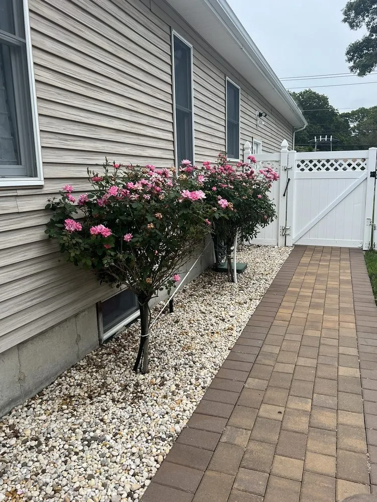 Trusted landscape installation experts serving Mastic, NY - Pride Mosquito Control