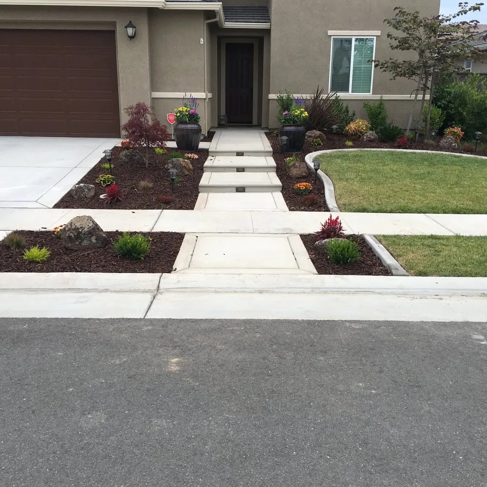 Expert landscape design in Rocklin, CA by Primavera Landscape
