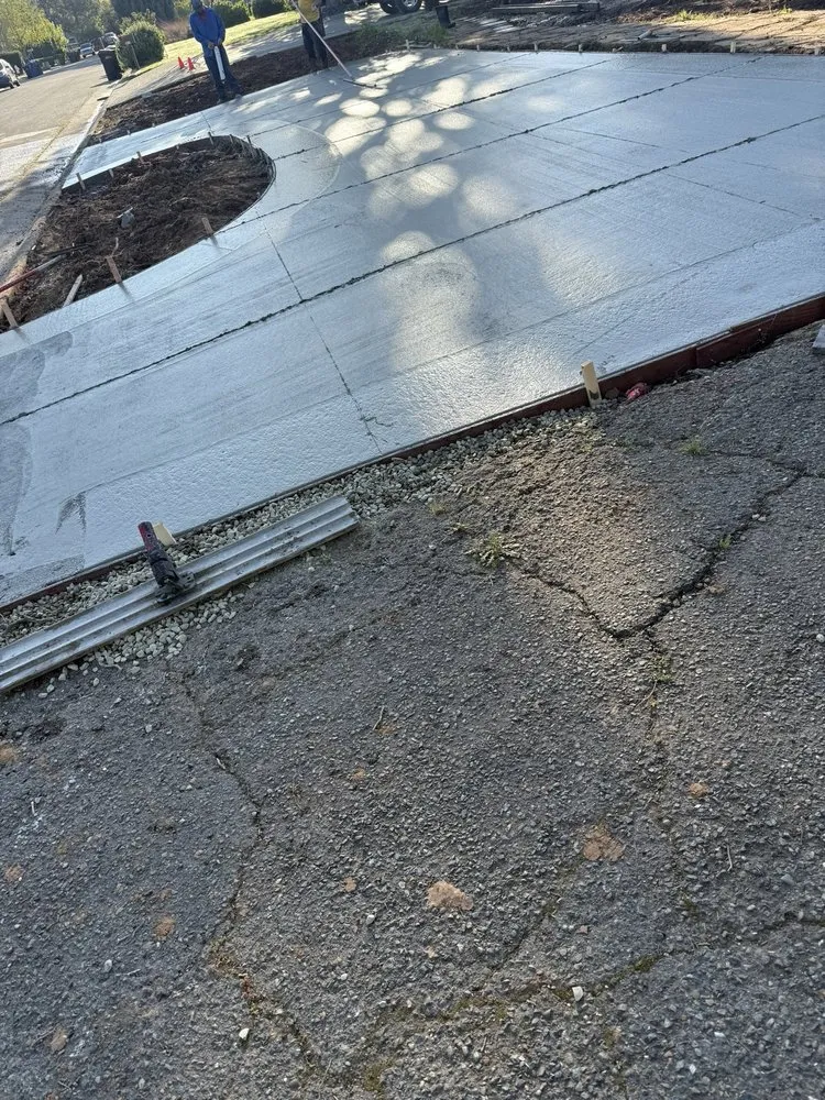 Local lawn mowing service experts serving Rocklin, CA - Primavera Landscape