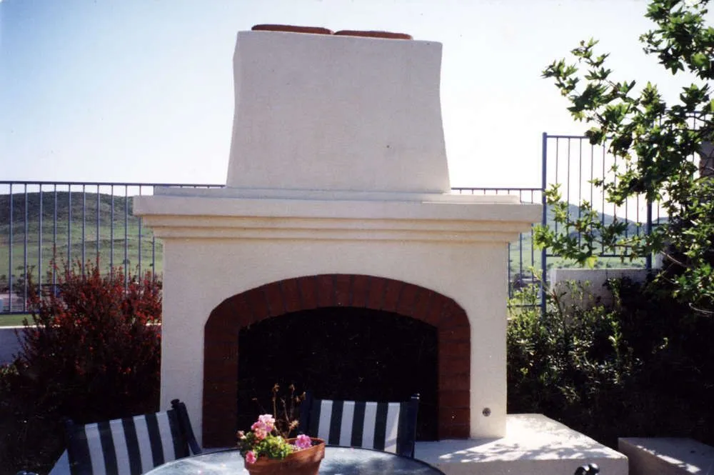Custom outdoor landscaping for year-round maintenance across Simi Valley, CA - Prime Builders and Landscaping