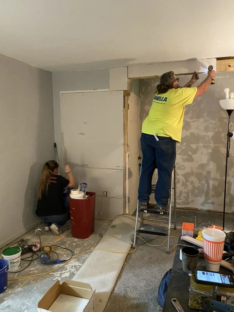 Affordable lawn mowing service for homes across Tulsa, OK - Prime Contracting